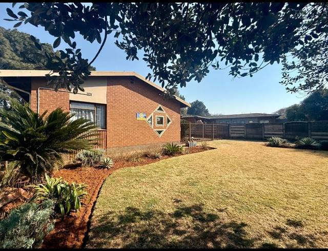 3 BEDROOM HOUSE FOR SALE IN VANDERBIJLPARK CE 1